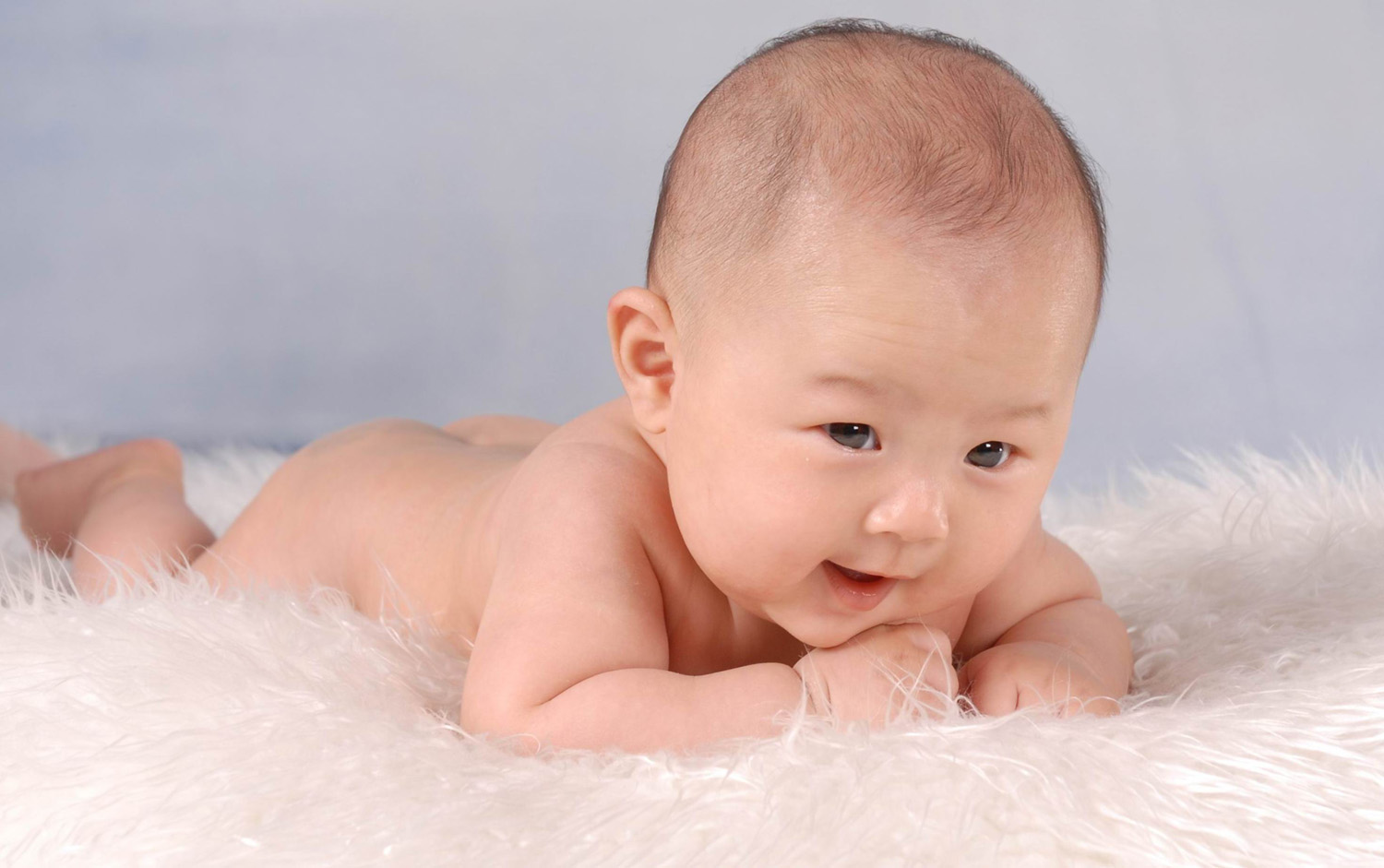 怎么判断新生儿是否得了泪腺炎，新生儿泪囊炎症状 - 知乎